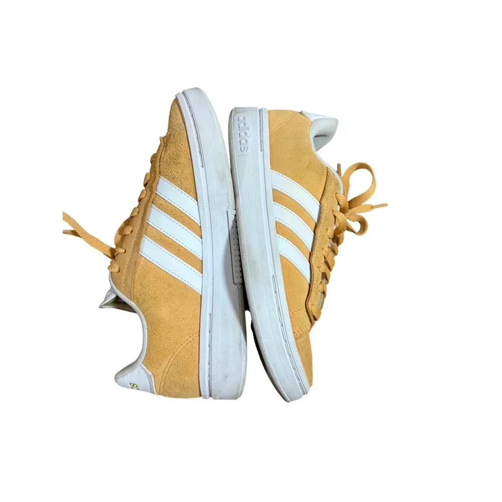 Adidas Grand Court Mustard Yellow Suede Sneakers White Stripes‎ Womens RARE 6.5